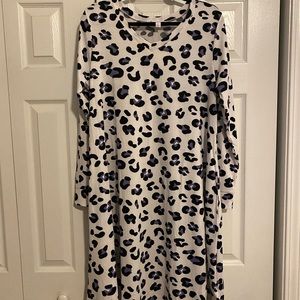 NWT Lularoe Emily dress. Size L